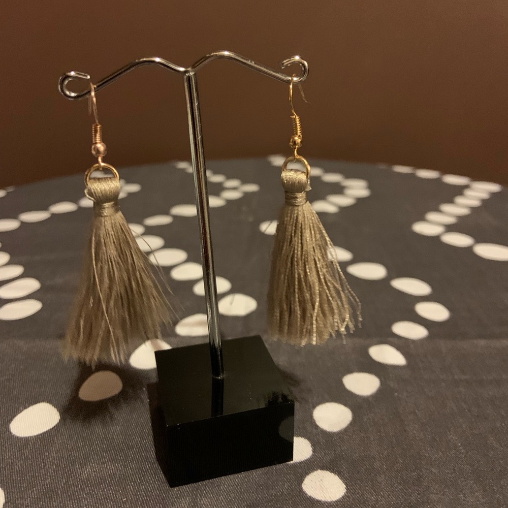 Hand made earrings, NWOT, light weight
